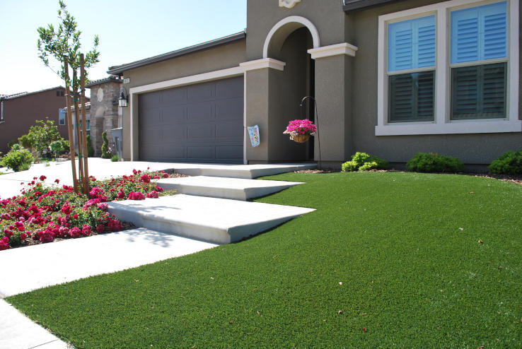 Embrace Sustainable Living in Augusta with an Artificial Lawn